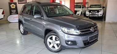 2013 VW Tiguan 2.0 TDI Blue Motion Trend-Fun M/T - Excellent Condition, Full Service History, Spare Key, Tyres Good, Retractable Tow Bar, Sunroof, Leather Interior, Heated Seats, Cruise Control, Traction Control, Bluetooth Radio, Multi Functional Steering, Electronic Windows, Electronic Mirrors, RWC